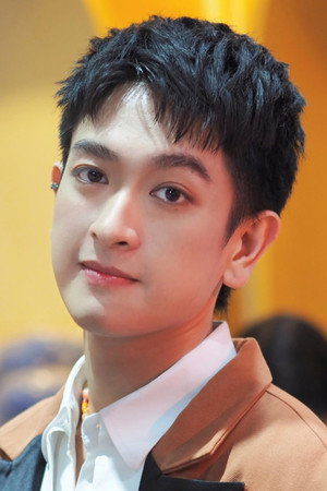 กฤษณะพงศ์ ศรีภัททิยานนท์ profil kép