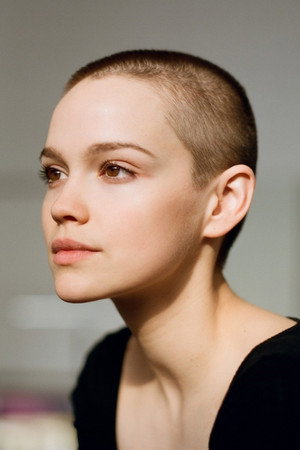 Emilia Schüle profil kép