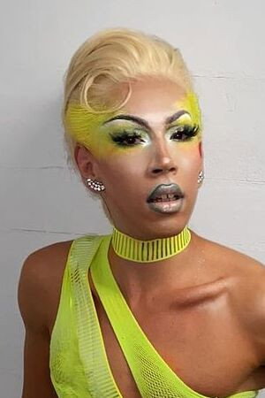Tessa Testicle profil kép