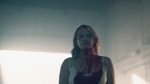 A szolgálólány meséje 2. évad Ep.1 June