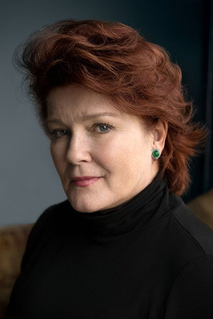Kate Mulgrew profil kép