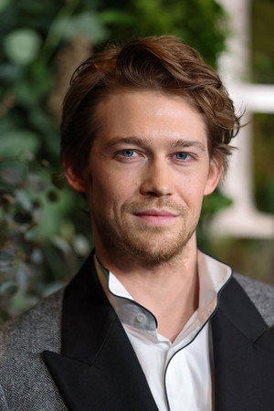 Joe Alwyn profil kép