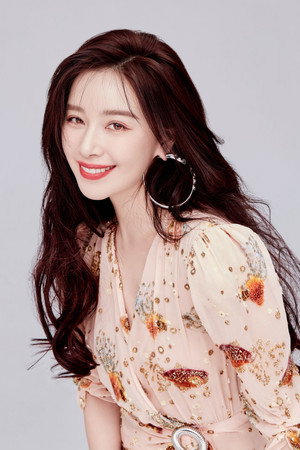 阚清子 profil kép