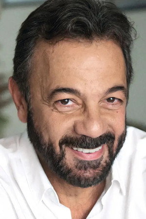 Kerem Alışık profil kép