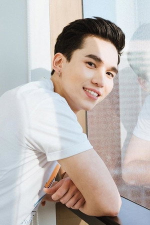 กรธัสส์ รุจีรัตนาวรพันธ์ profil kép