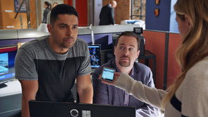 NCIS: Tengerészeti helyszínelők 16. évad Ep.5 Repeszek