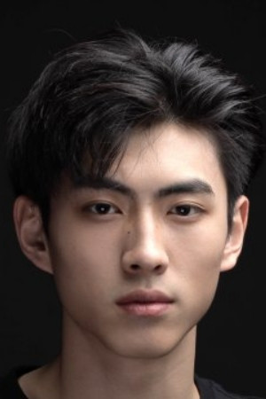 李昱潼