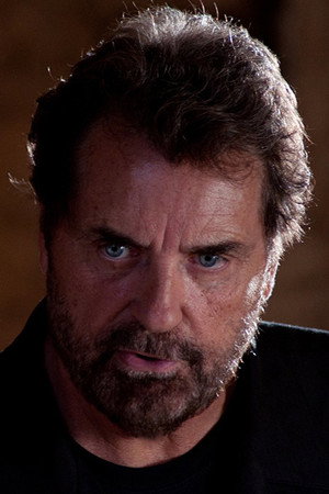 Roger Young profil kép