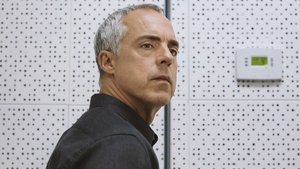 Harry Bosch - A nyomozó 3. évad Ep.9 Össztűz