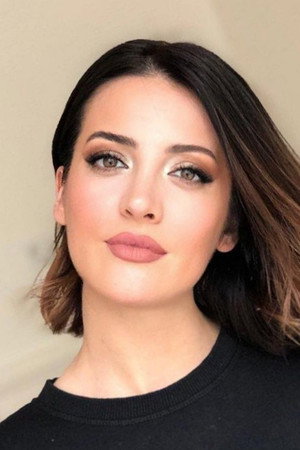 İrem Sak profil kép