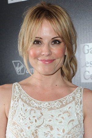 Emma Caulfield profil kép