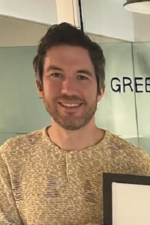 Charles Huettner profil kép
