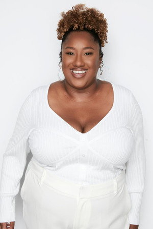 Ashley Nicole Black profil kép