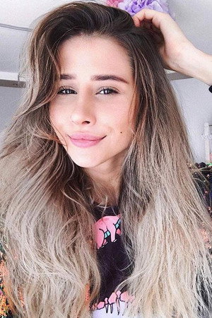 Настя Миани profil kép