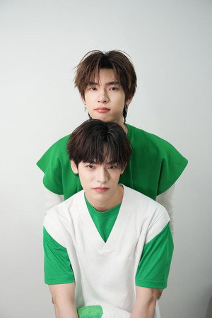 ด้วงกับเธอ poszter