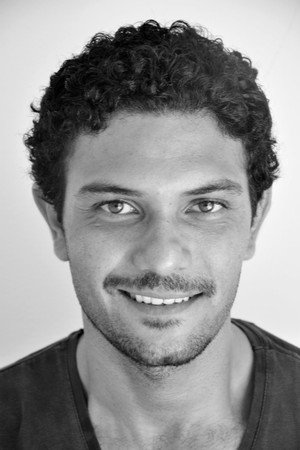 آسر ياسين profil kép