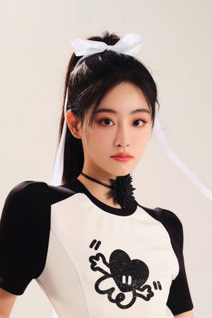 祝绪丹 profil kép