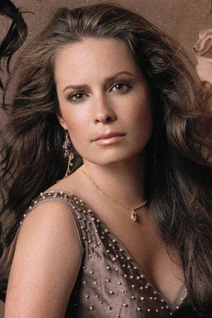 Holly Marie Combs profil kép