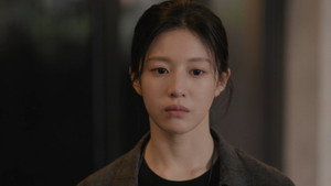 모두가 자신의 무가치함과 싸우고 있다 1. évad Ep.10 10. epizód