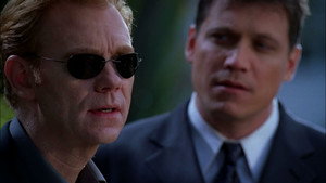 CSI: Miami-helyszínelők 1. évad Ep.19 Dupla burkolat