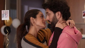 Never Kiss Your Best Friend 2. évad Ep.1 1. epizód