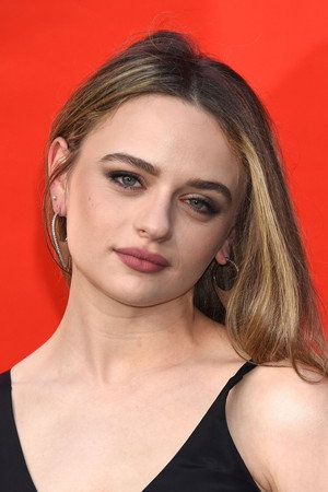 Joey King profil kép