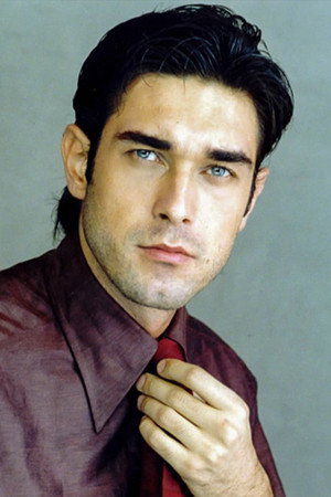 Burak Hakkı profil kép