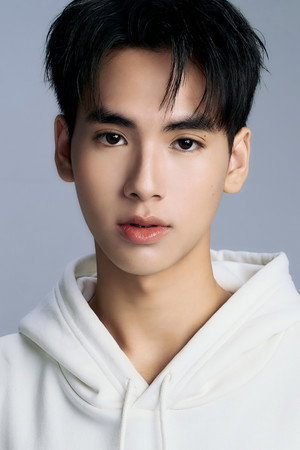 จิรชาติ บุษปวนิช profil kép