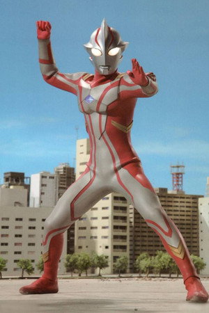 ウルトラマンメビウス poszter