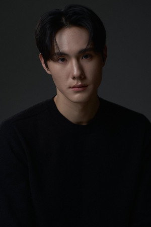 이동건 profil kép