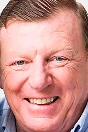 César Cadaval profil kép