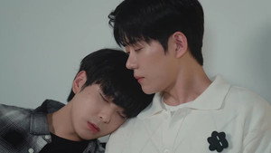 와이 알 유? kép