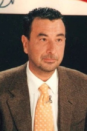 José Luis Garci profil kép