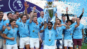 Együtt: A Manchester City triplája kép