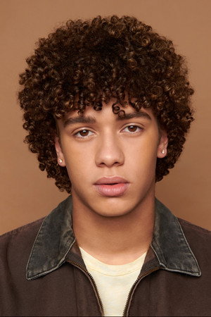 Nathaniel Buescher profil kép