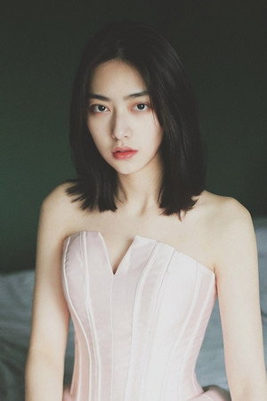 王若衫 profil kép