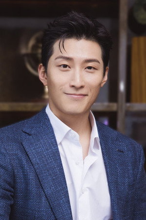 窦骁 profil kép