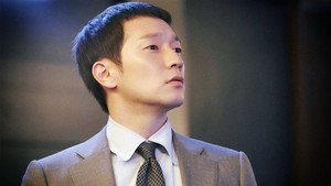 60일, 지정생존자 kép