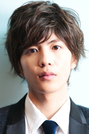 志尊淳 profil kép
