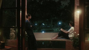 ดั่งเดือนค้างฟ้า kép