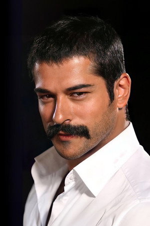 Burak Özçivit profil kép