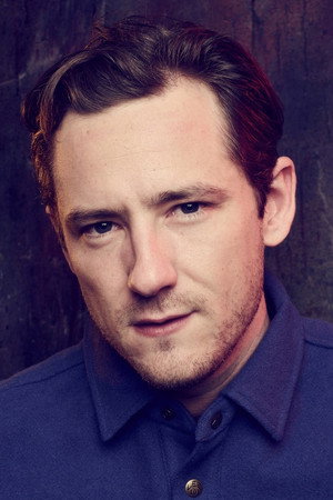 Lewis Pullman profil kép