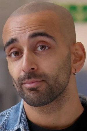 Adil Khan profil kép
