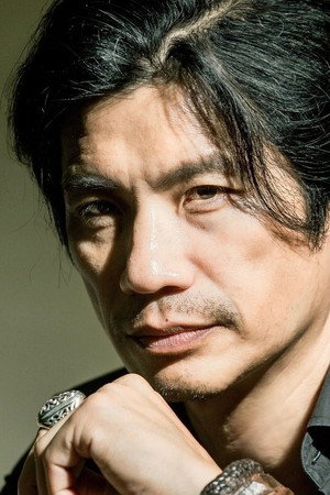 Dustin Nguyễn profil kép