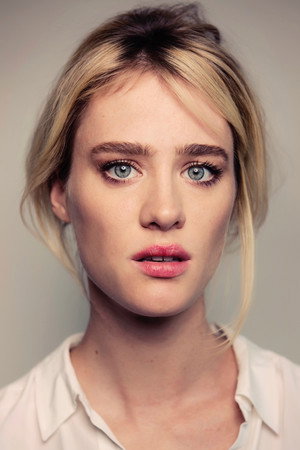Mackenzie Davis profil kép