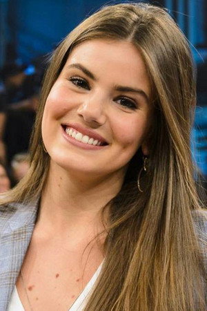 Camila Queiroz profil kép