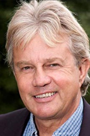 Frazer Hines profil kép