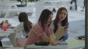 คุณวาฬร้านชำ kép