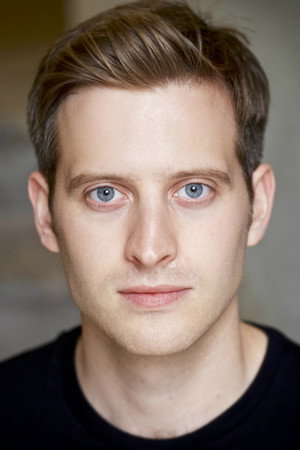 Nicholas Ralph profil kép