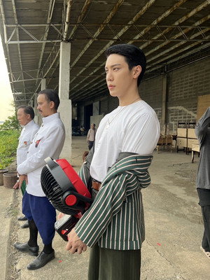 จาฤกรติชา poszter